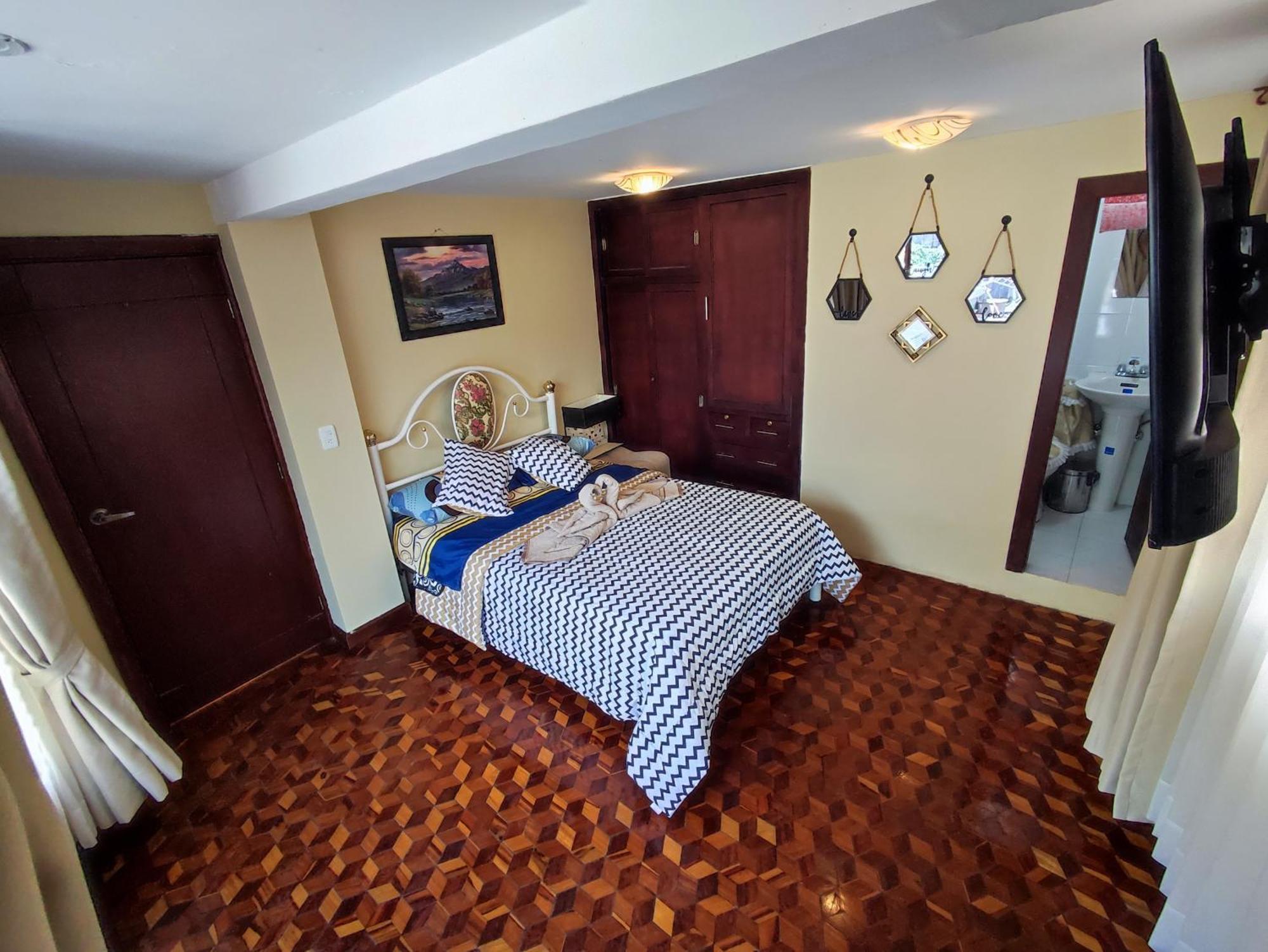 Matrimonial Turi Centro De La Ciudad, Garaje Apartment Banos  Luaran gambar