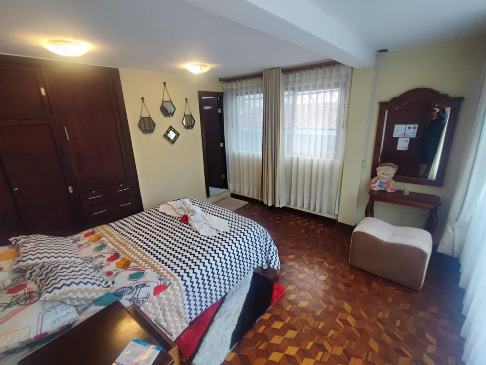 Matrimonial Turi Centro De La Ciudad, Garaje Apartment Banos  Luaran gambar